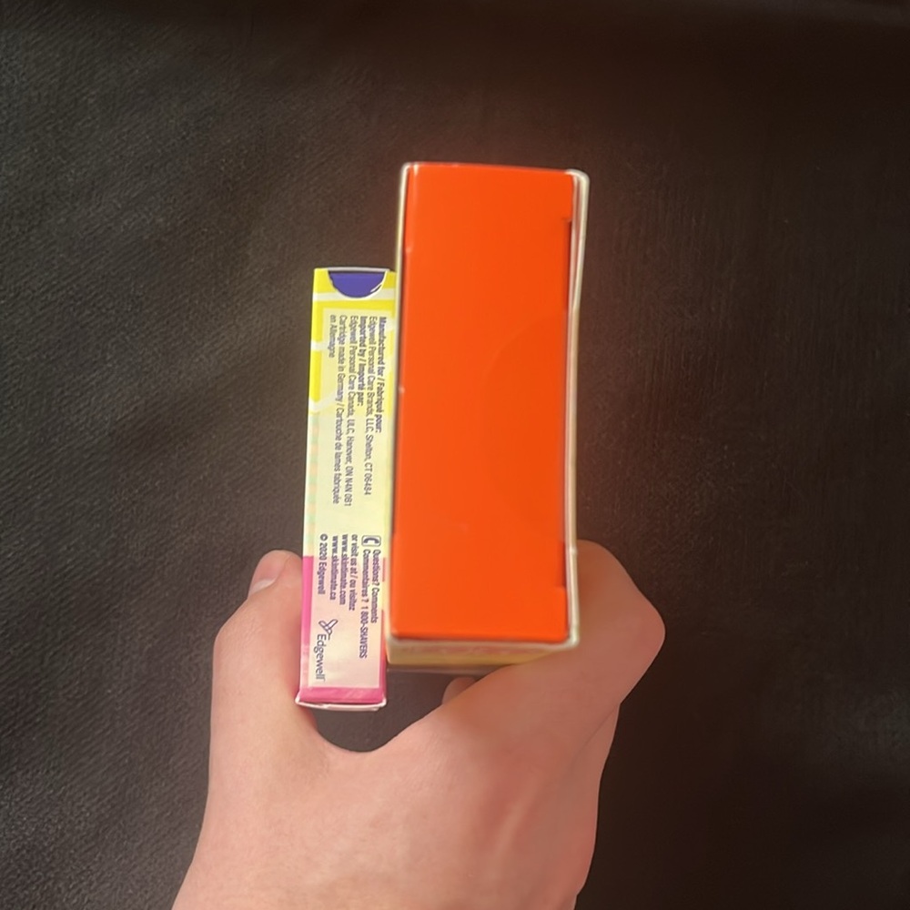 New Skintimate Spark Razor and Refill Set - Picture 4 of 5